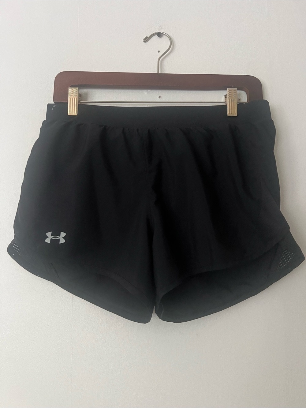 Under Armour Black Athletic Shorts, women’s M, running gym workout casual